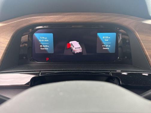 Gray 2025 Volkswagen Atlas 2.0T SE w/Technology