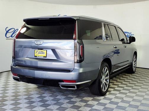 2021 Cadillac Escalade ESV Premium Luxury Platinum