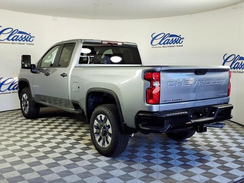 2026 Chevrolet Silverado 2500 Custom