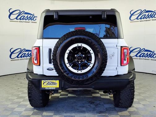 2022 Ford Bronco Badlands