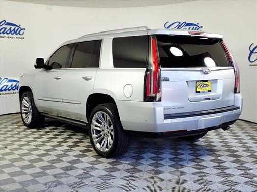 2020 Cadillac Escalade Premium Luxury