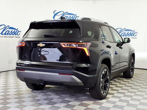 Mosaic Black Metallic 2026 Chevrolet Equinox 1LT