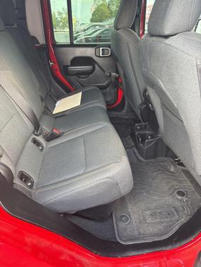 2024 Jeep Gladiator Sport