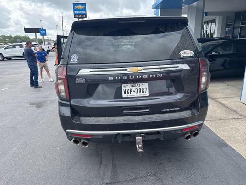 2023 Chevrolet Suburban Premier