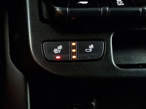 2022 GMC Canyon AT4