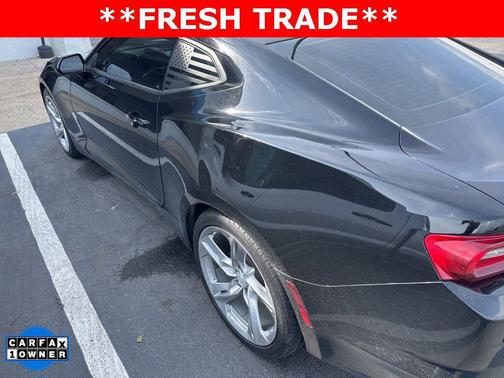 2021 Chevrolet Camaro RWD Coupe LT1