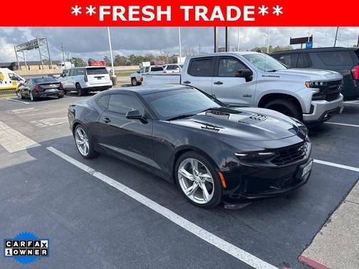 2021 Chevrolet Camaro RWD Coupe LT1