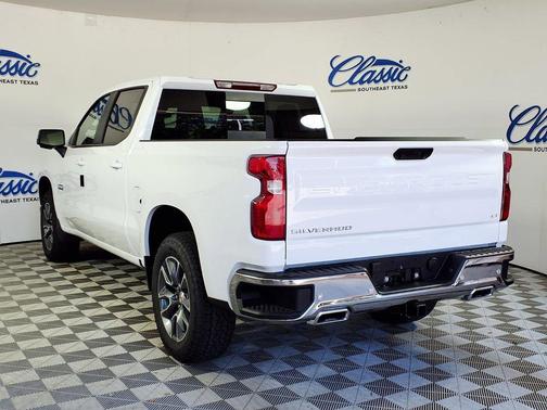 Summit White 2026 Chevrolet Silverado 1500 LT