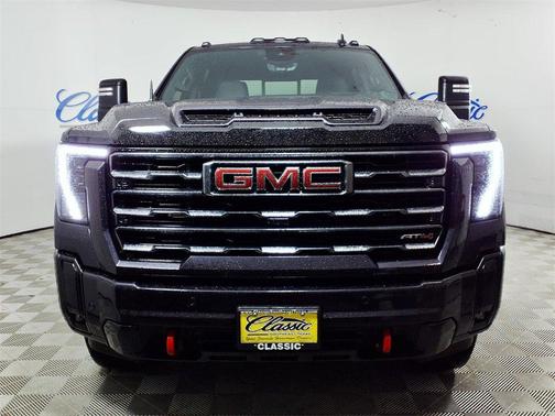 2025 GMC Sierra 2500 AT4