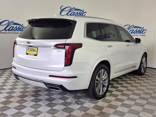 2024 Cadillac XT6 Premium Luxury FWD