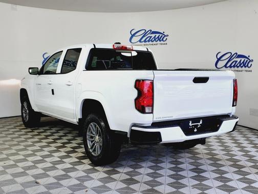2025 Chevrolet Colorado WT