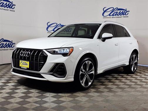 2021 Audi Q3 45 S line Premium