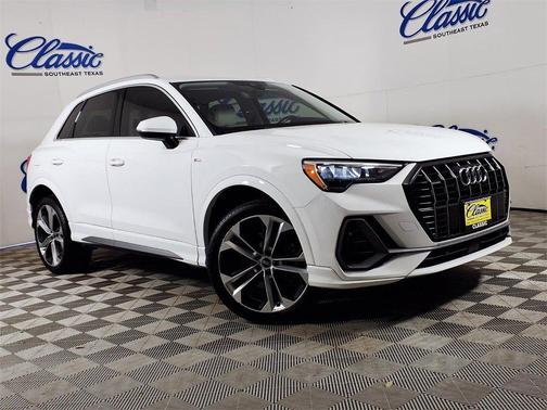 2021 Audi Q3 45 S line Premium