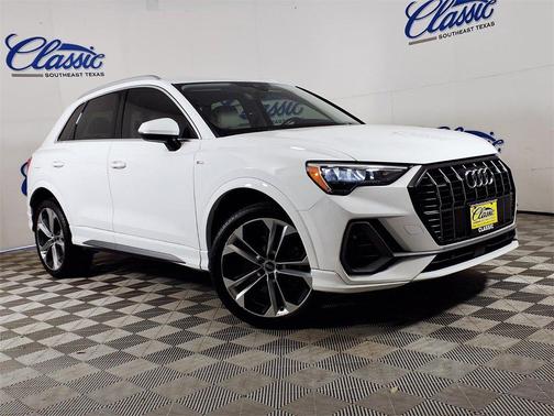 2021 Audi Q3 45 S line Premium