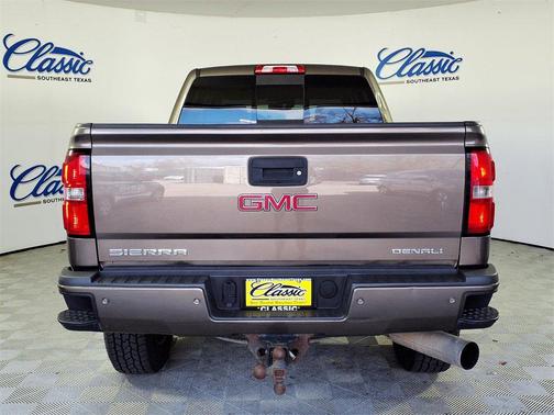 2015 GMC Sierra 2500 Denali