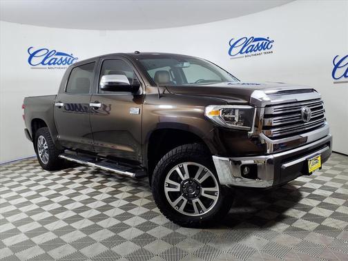 2019 Toyota Tundra SR5