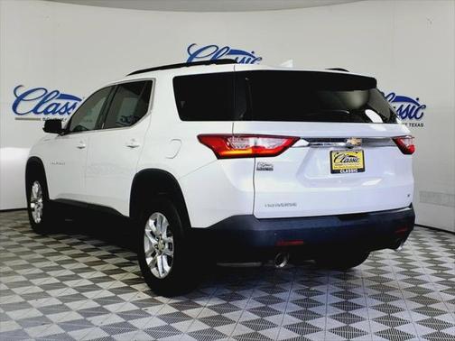 2020 Chevrolet Traverse LT Cloth
