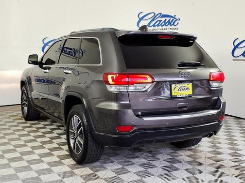 Granite Crystal Metallic Clearcoat 2020 Jeep Grand Cherokee Limited