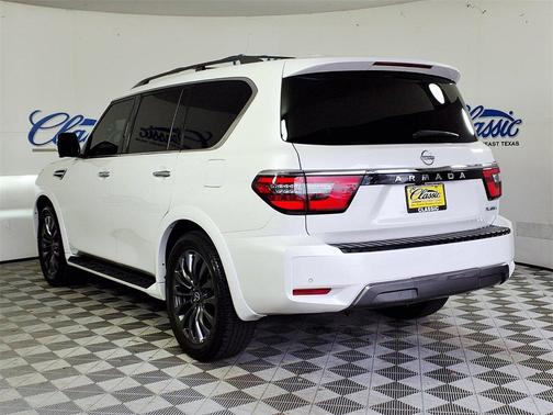 2023 Nissan Armada Platinum 2WD