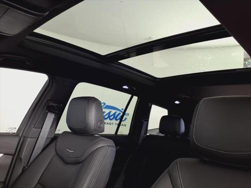 2025 Cadillac XT6 Luxury FWD