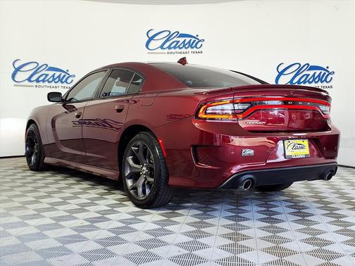 2018 Dodge Charger SXT Plus