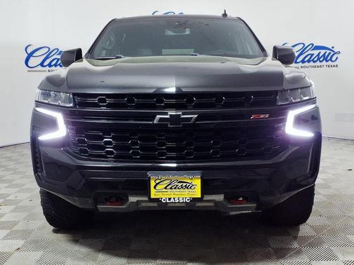 2023 Chevrolet Suburban 4WD Z71