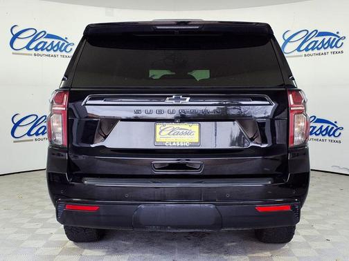 2023 Chevrolet Suburban 4WD Z71