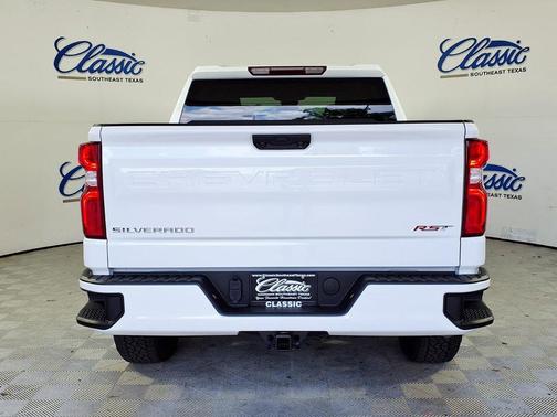 Summit White 2026 Chevrolet Silverado 1500 RST