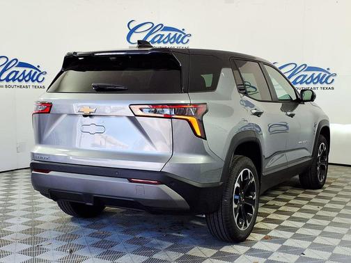 Sterling Gray Metallic 2026 Chevrolet Equinox 1LT