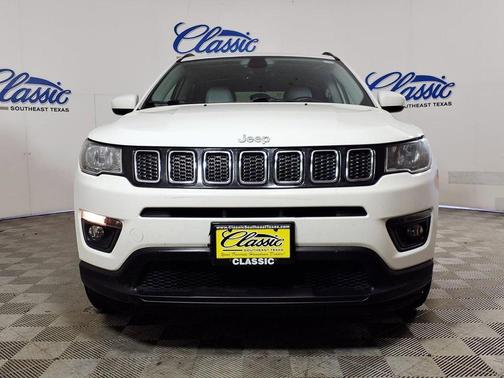 White Clearcoat 2018 Jeep Compass Latitude