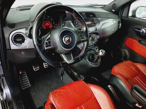 2013 FIAT 500 Abarth