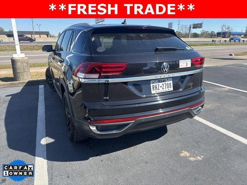 2022 Volkswagen Atlas Cross Sport 2.0T SE w/Technology
