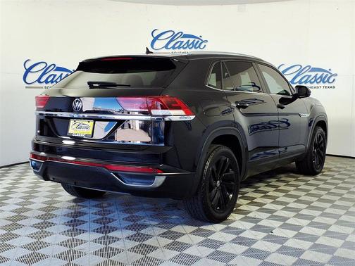 2022 Volkswagen Atlas Cross Sport 2.0T SE w/Technology