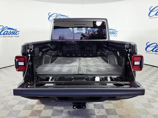 2025 Jeep Gladiator Mojave 4x4