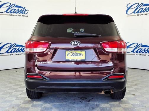 2017 Kia Sorento LX