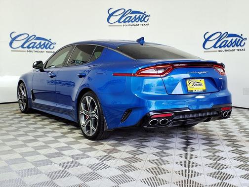 2020 Kia Stinger GT2