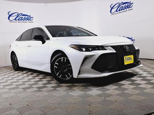 2019 Toyota Avalon XSE