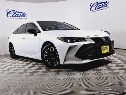 2019 Toyota Avalon XLE