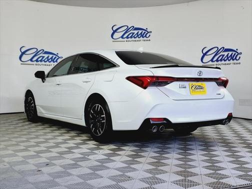2019 Toyota Avalon XSE