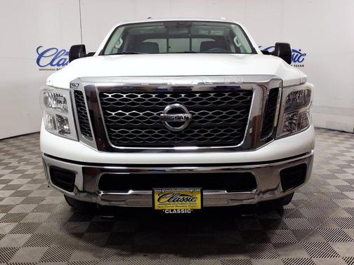 2018 Nissan Titan XD SV