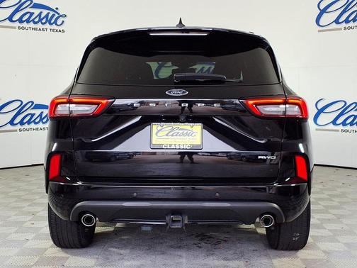 Agate Black Metallic 2023 Ford Escape ST-Line Elite