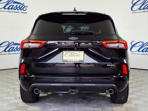 2023 Ford Escape ST-Line Elite