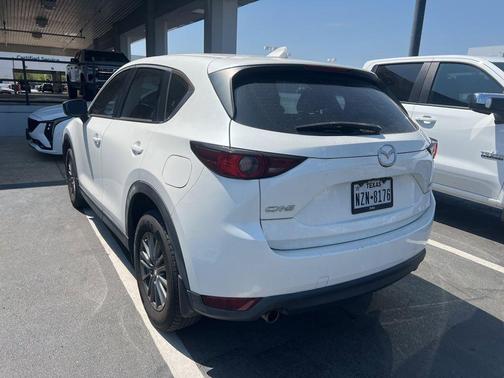 Snowflake White Pearl Mica 2017 Mazda CX-5 Sport