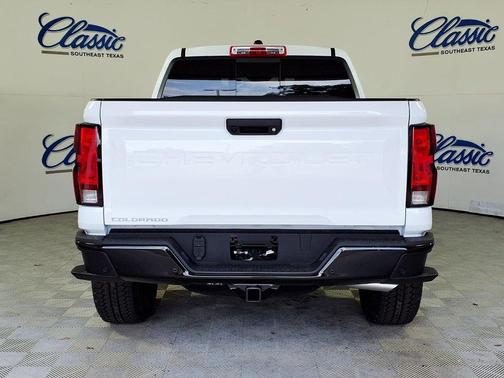 Summit White 2026 Chevrolet Colorado Trail Boss