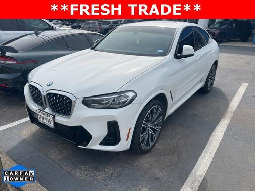 2023 BMW X4 xDrive30i
