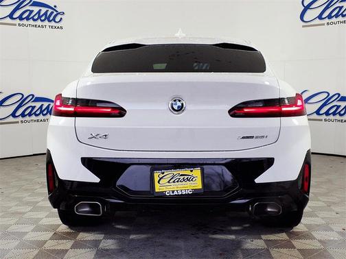 2023 BMW X4 xDrive30i