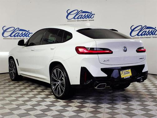 2023 BMW X4 xDrive30i