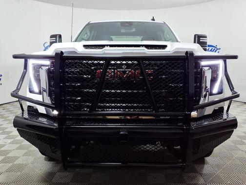 Summit White 2026 GMC Sierra 2500 Pro