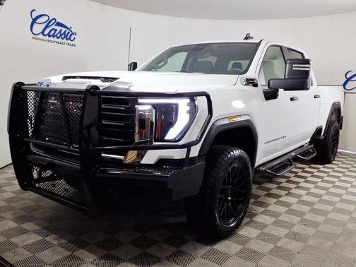 Summit White 2026 GMC Sierra 2500 Pro
