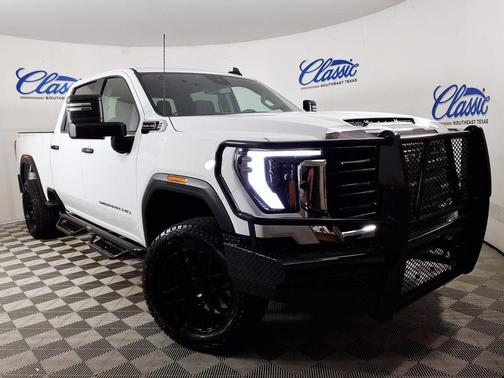 Summit White 2026 GMC Sierra 2500 Pro